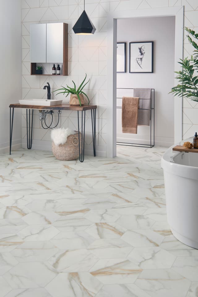 Resilient Benchmark® Carrara Ivory 4190