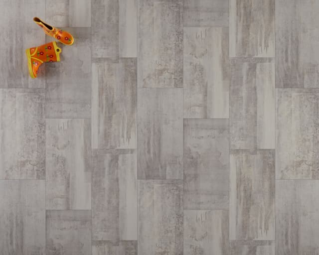 Luxury Vinyl Sheet Platinum Patina Ash 130420