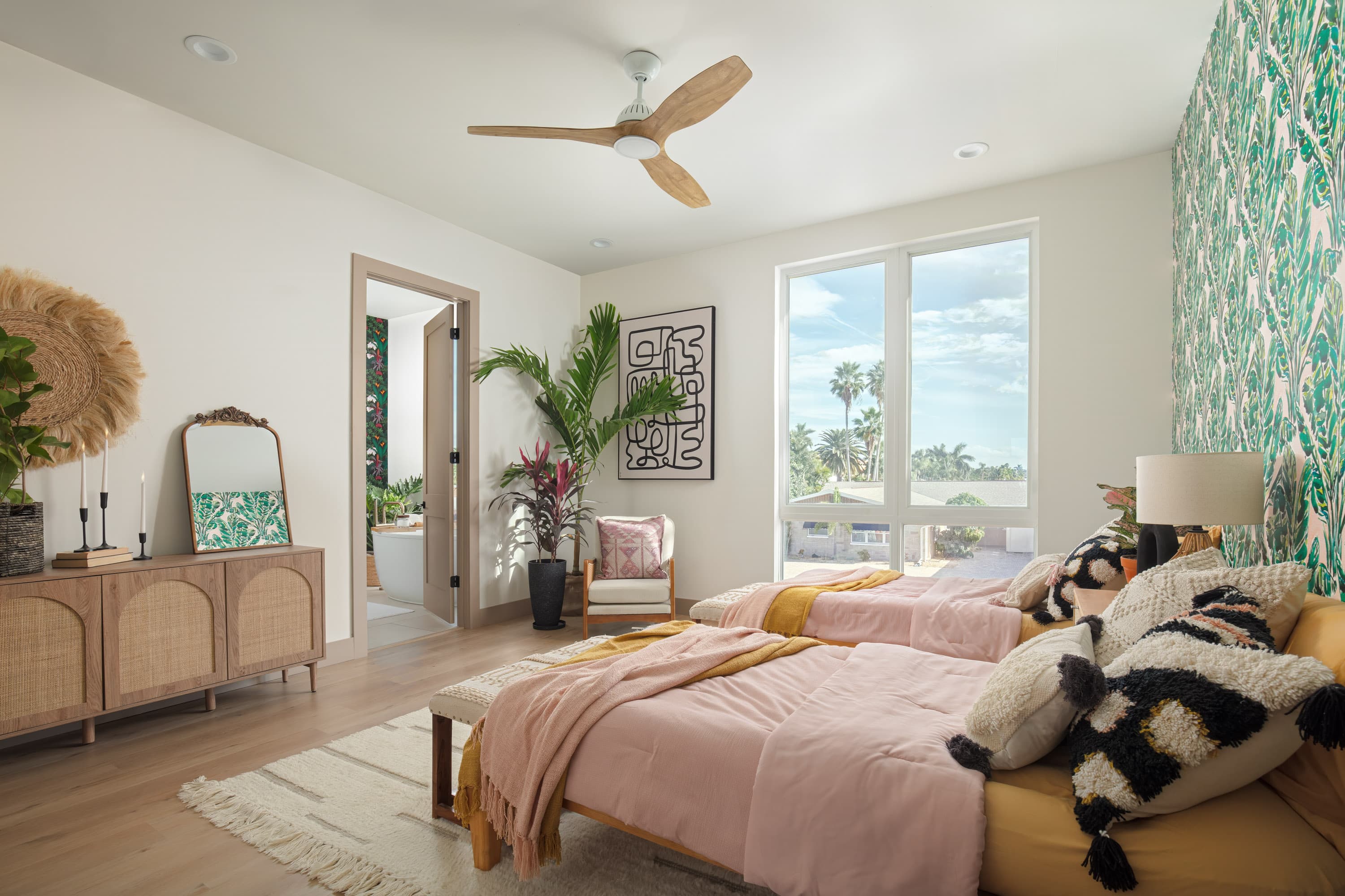 RTB5 Home 3 Web-30 (1)